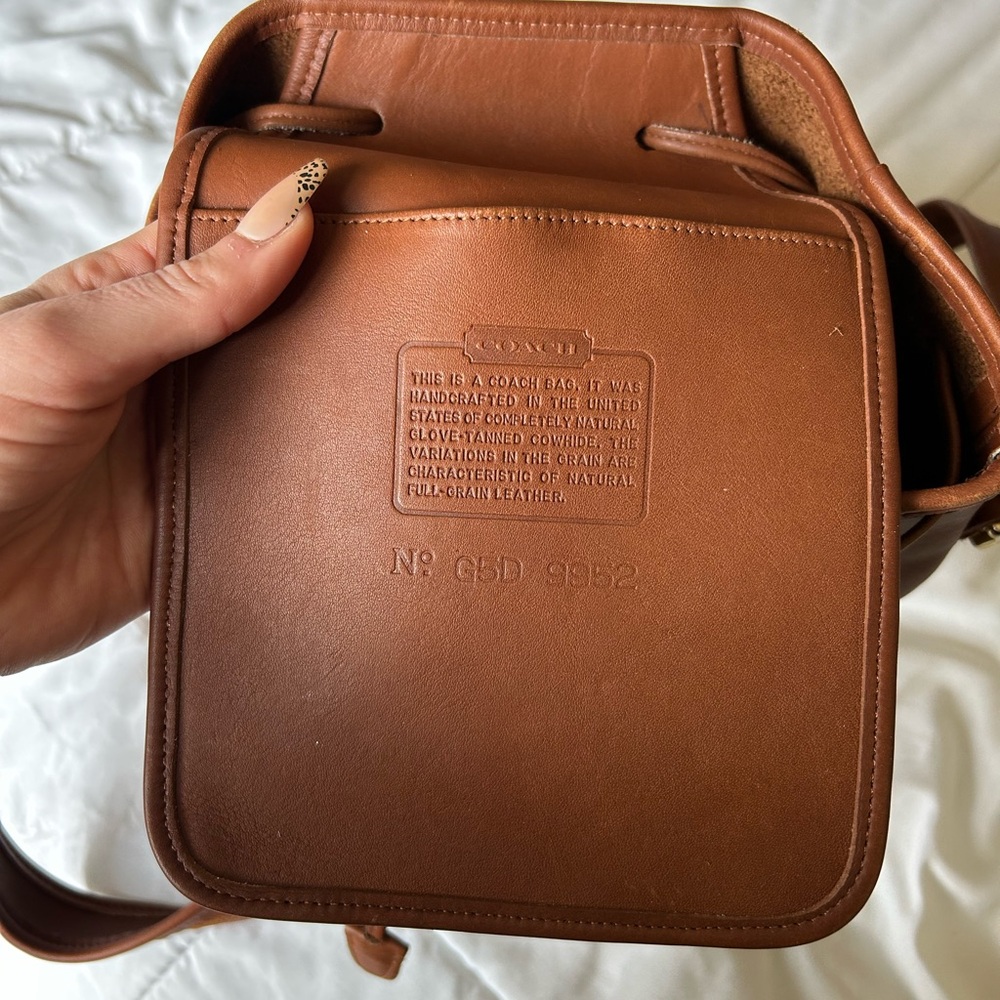 Coach bucket bag - Picture 7 of 9